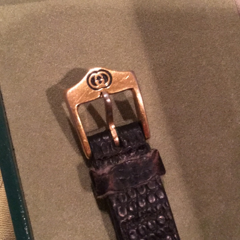 Gucci timepiece - Picture 3 of 4